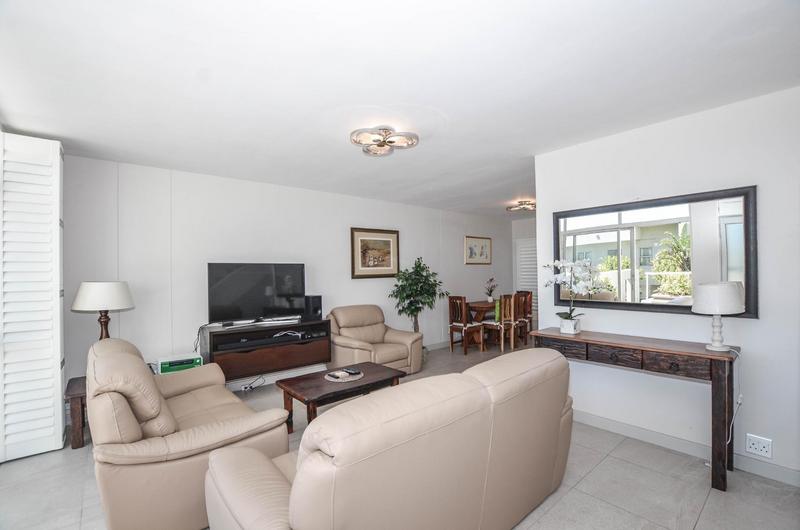 To Let 1 Bedroom Property for Rent in Dolphin Beach Western Cape